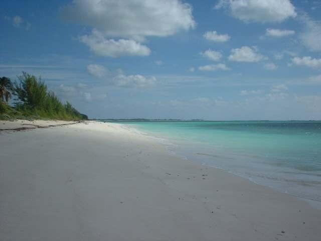 MLS# 52011 Sect 2 Blk 9 Lot 16 Bahama Palm Shores Abaco