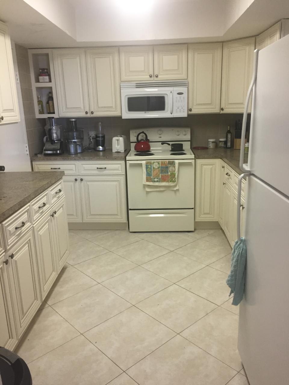 MLS# 56295 Upscale Neigborhood Lucaya Grand Bahama/Freeport