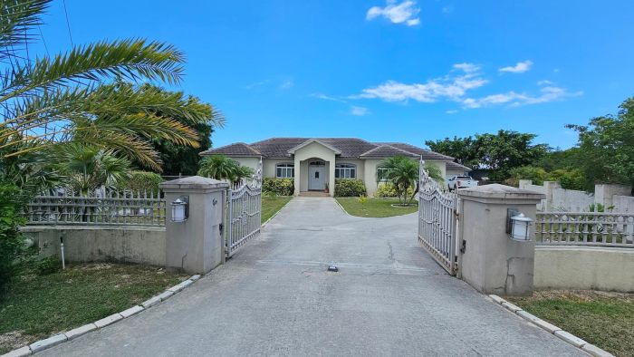 MLS# 58182  Bahamia Grand Bahama/Freeport