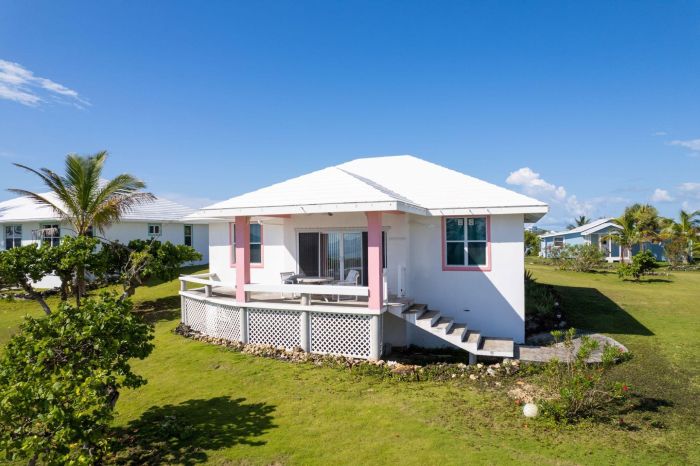 MLS# 58518 Conch Shell Villa Green Turtle Cay Abaco