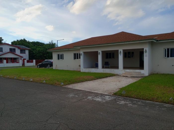 MLS# 59938 Lyle Avenue Home Yamacraw New Providence/Paradise Island