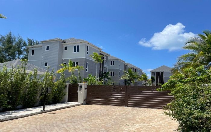 MLS# 60618 COCONUT COVE Cable Beach New Providence/Paradise Island