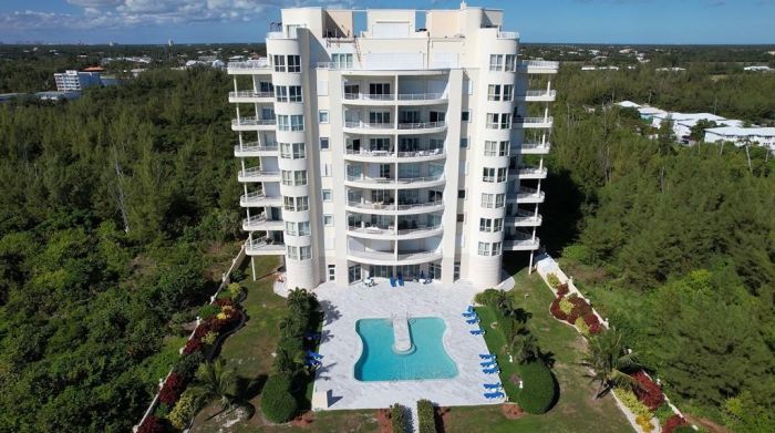 MLS# 60815  Lucaya Grand Bahama/Freeport