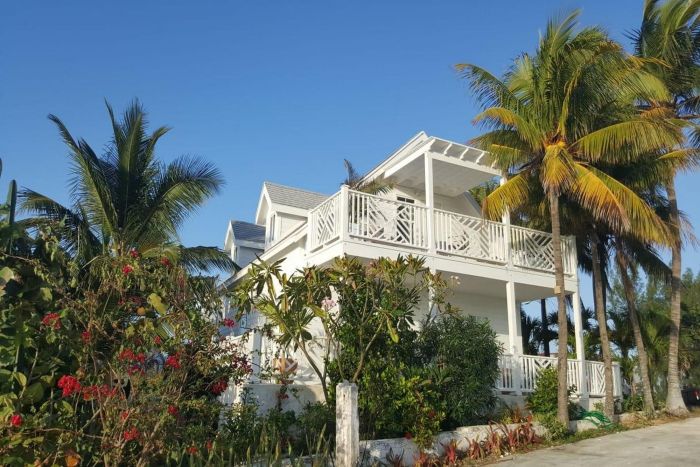 MLS# 60970  Governor's Harbour Eleuthera