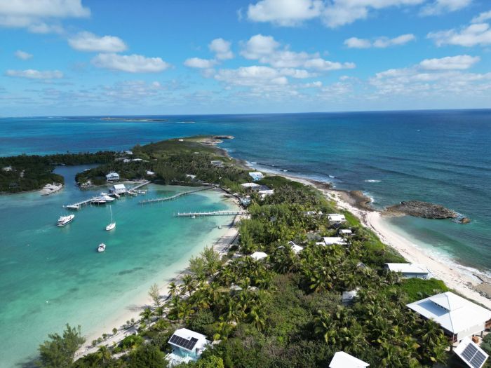 MLS# 61002  Little Harbour Abaco