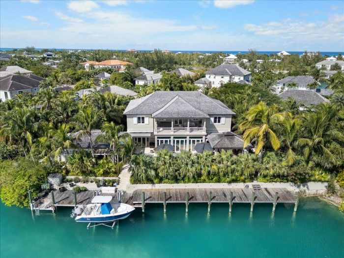 MLS# 61138  Old Fort Bay New Providence/Paradise Island