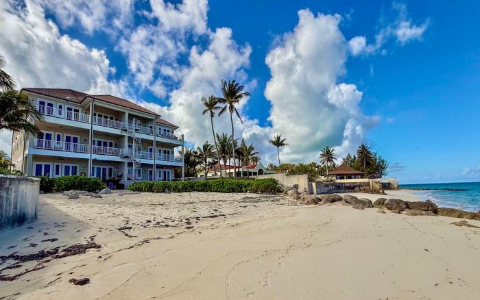 MLS# 61236 EVES of Cable Beach Cable Beach New Providence/Paradise Island