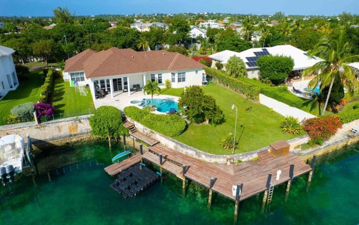 MLS# 61282  Yamacraw New Providence/Paradise Island