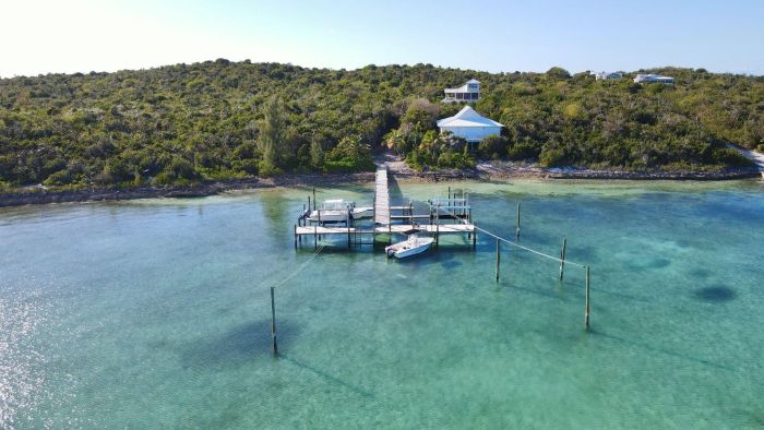 MLS# 61320  Lubbers Quarters Abaco