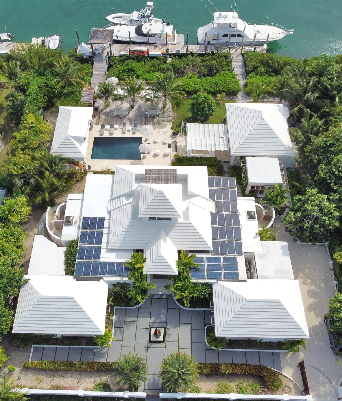 MLS# 61326 VERANERA Old Fort Bay New Providence/Paradise Island