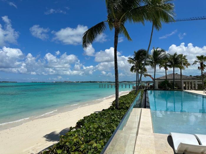 MLS# 61395  Cable Beach New Providence/Paradise Island