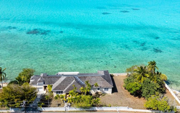 MLS# 61797  Eastern Road New Providence/Paradise Island