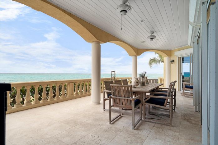 MLS# 61806 Caves Point West Bay Street New Providence/Paradise Island