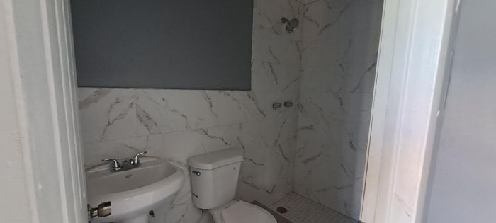 MLS# 61891 Cozy Efficiencies East Street New Providence/Paradise Island