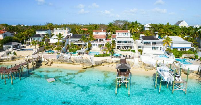 MLS# 61962 Dolphin Villa Old Fort Bay New Providence/Paradise Island