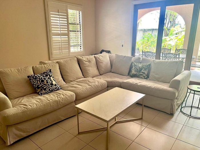 MLS# 62005  Charlotteville New Providence/Paradise Island