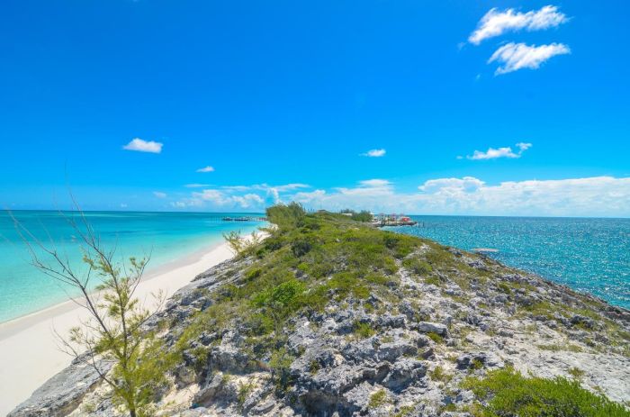 MLS# 62047  Rose Island Rose Island