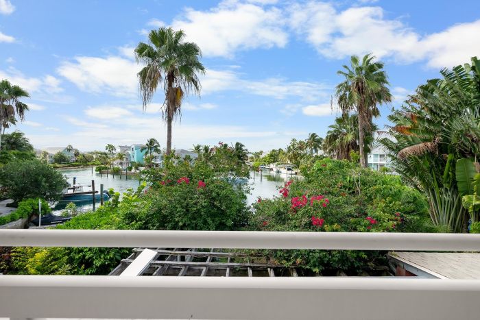 MLS# 62123 Sandyport Condo West Bay Street New Providence/Paradise Island