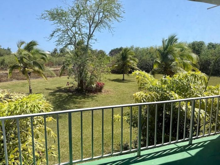 MLS# 62210 LAKE VIEW MANOR Bahamia Grand Bahama/Freeport