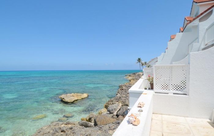 MLS# 62264 DELAPORTE CONDO Cable Beach New Providence/Paradise Island