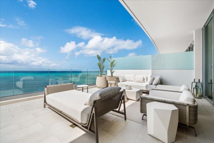 MLS# 62290 603 Pent. - Goldwynn West Bay Street New Providence/Paradise Island