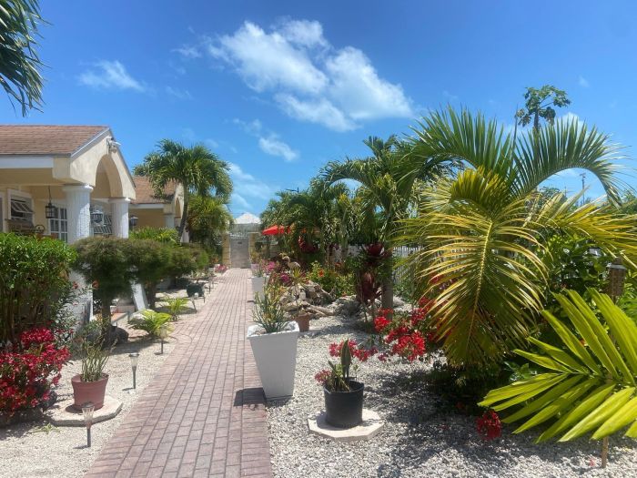 MLS# 62369  Yamacraw New Providence/Paradise Island
