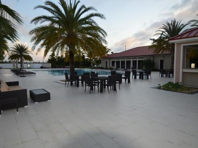 MLS# 62445  Venetian West New Providence/Paradise Island
