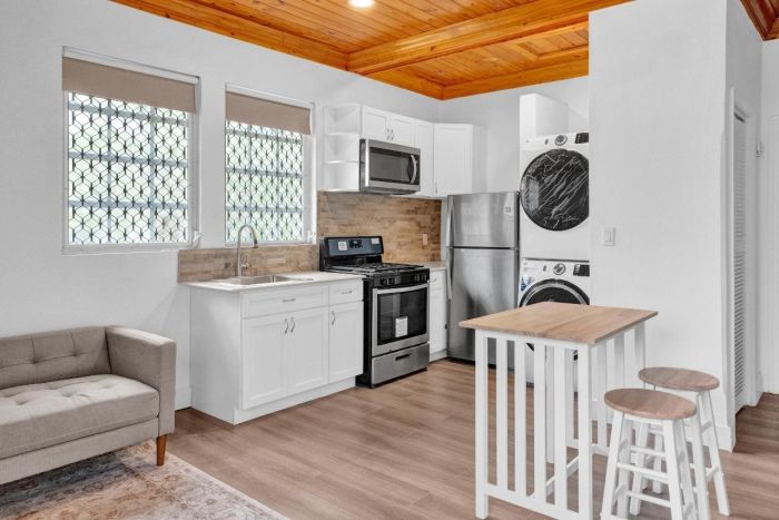 MLS# 62500  West Bay Street New Providence/Paradise Island