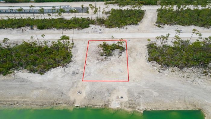 MLS# 62517  Adelaide New Providence/Paradise Island