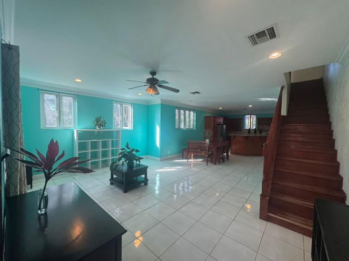MLS# 62547  John F. Kennedy Drive New Providence/Paradise Island