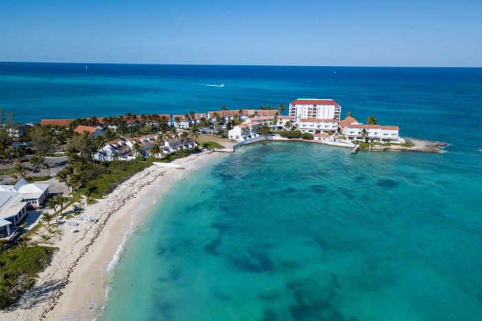 MLS# 62706 Delaporte Point Cable Beach New Providence/Paradise Island