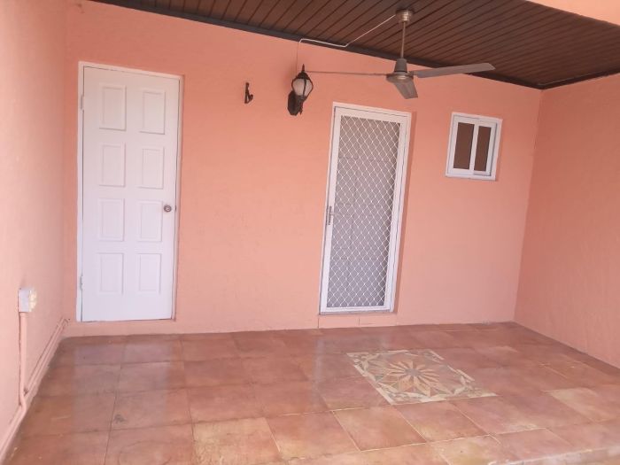 MLS# 62985  Eastern Road New Providence/Paradise Island