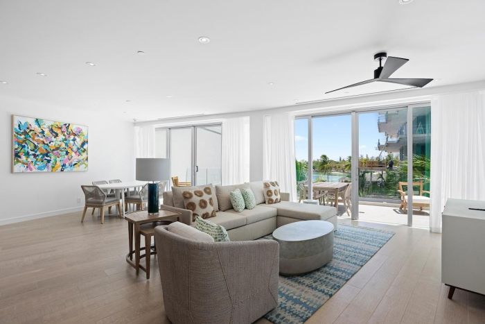 MLS# 63092  West Bay Street New Providence/Paradise Island