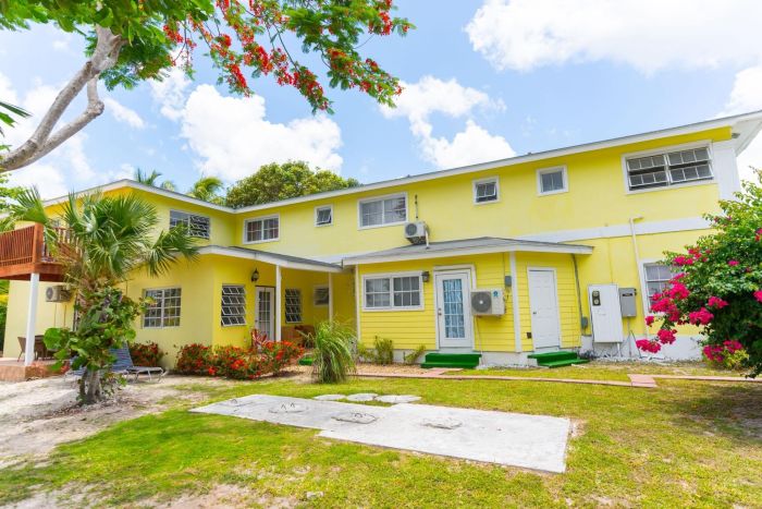 MLS# 63137 Unit 1 Hampshire Cable Beach New Providence/Paradise Island