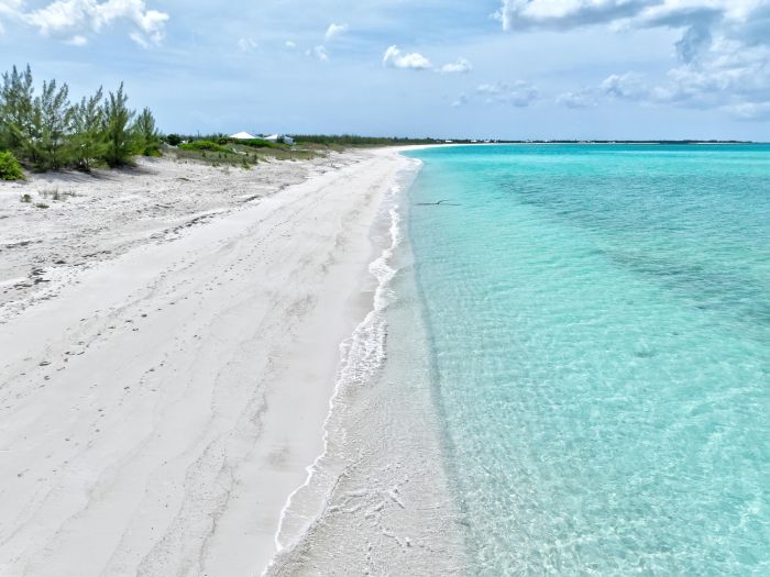 MLS# 63163  Treasure Cay Abaco