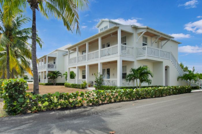 MLS# 63181  Yamacraw New Providence/Paradise Island