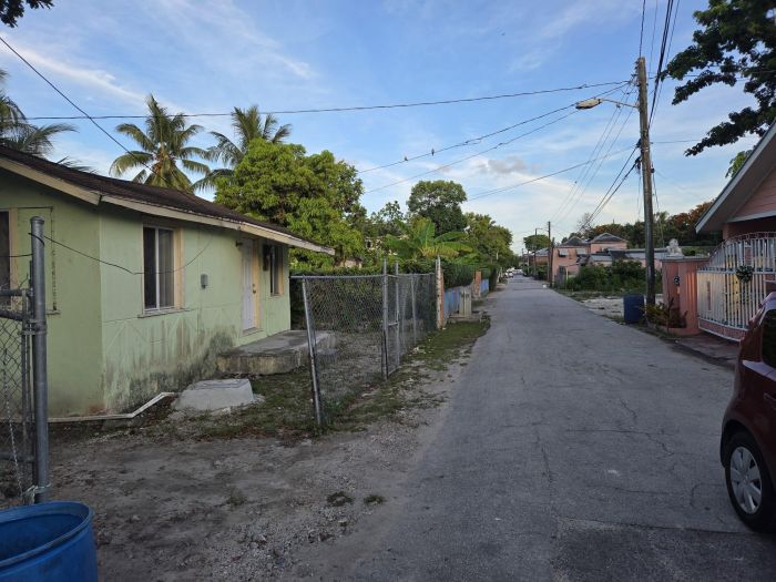 MLS# 63351   New Providence/Paradise Island