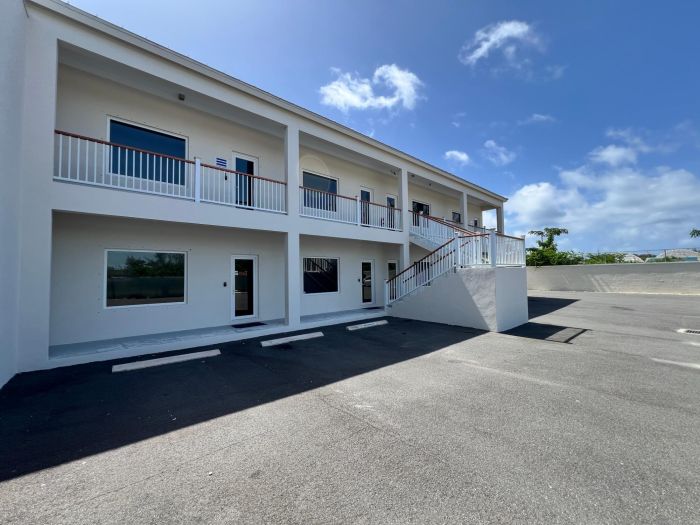 MLS# 63373 OFFICE/INDUSTRIAL  New Providence/Paradise Island