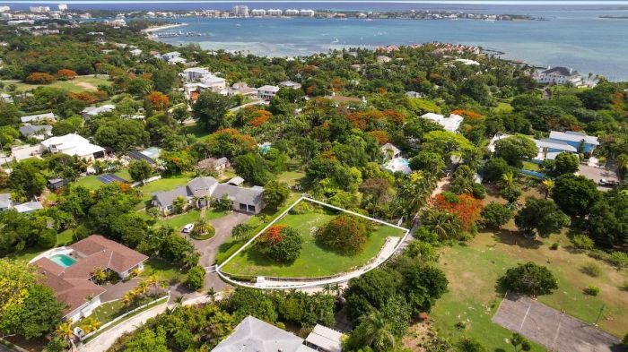 MLS# 63416  Eastern Road New Providence/Paradise Island