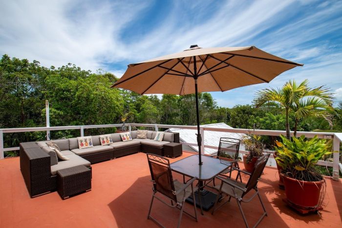 MLS# 63422 SUNNY DAYS Gregory Town Eleuthera
