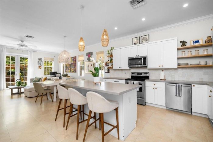 MLS# 63512  Prospect Ridge New Providence/Paradise Island