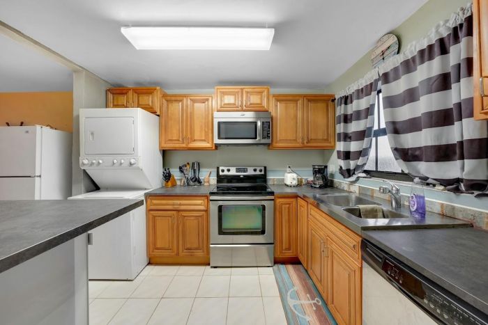 MLS# 63554 Beachfront condo Freeport Grand Bahama/Freeport