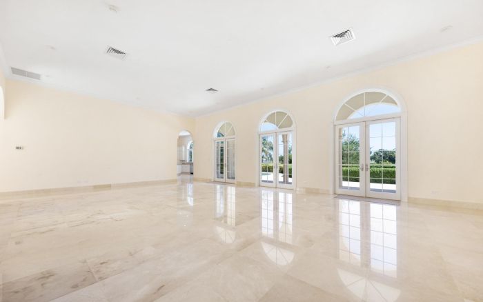 MLS# 63569 103 OCEAN CLUB Paradise Island New Providence/Paradise Island