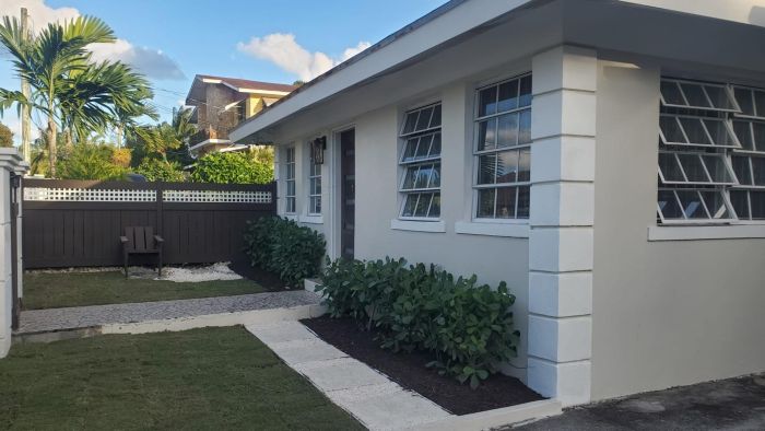 MLS# 63577 Home with Attachment Bernard Road New Providence/Paradise Island