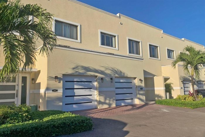 MLS# 63734  Cable Beach New Providence/Paradise Island
