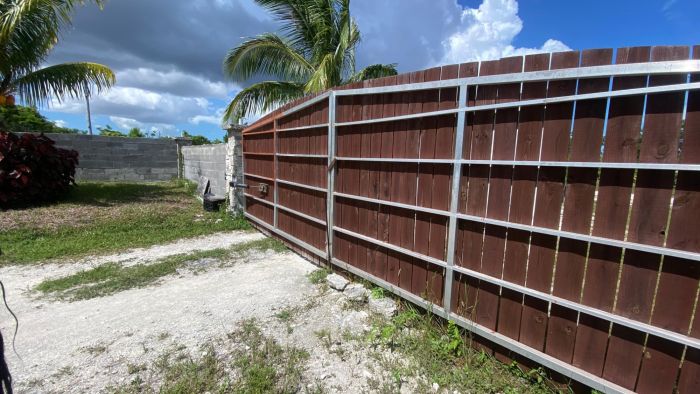 MLS# 63736  Lucaya Grand Bahama/Freeport