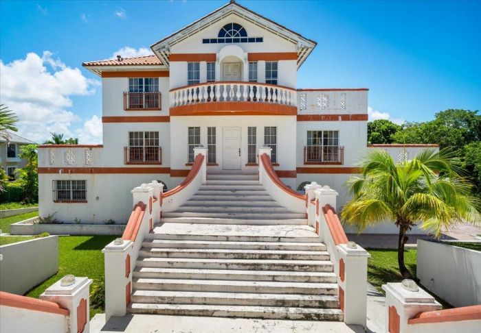 MLS# 63745 Lyford Cay Lyford Cay New Providence/Paradise Island
