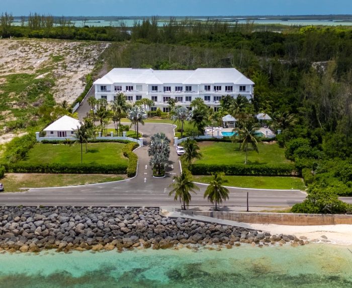 MLS# 63751 OCEAN TERRACES West Bay Street New Providence/Paradise Island