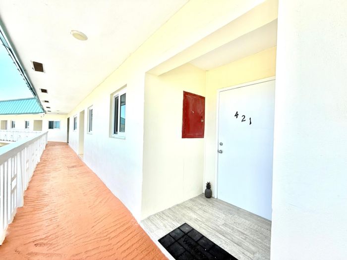 MLS# 63780  Bahama Reef Yacht & Country Club Grand Bahama/Freeport