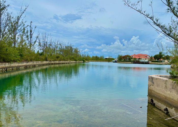 MLS# 63814  Pine Bay Grand Bahama/Freeport